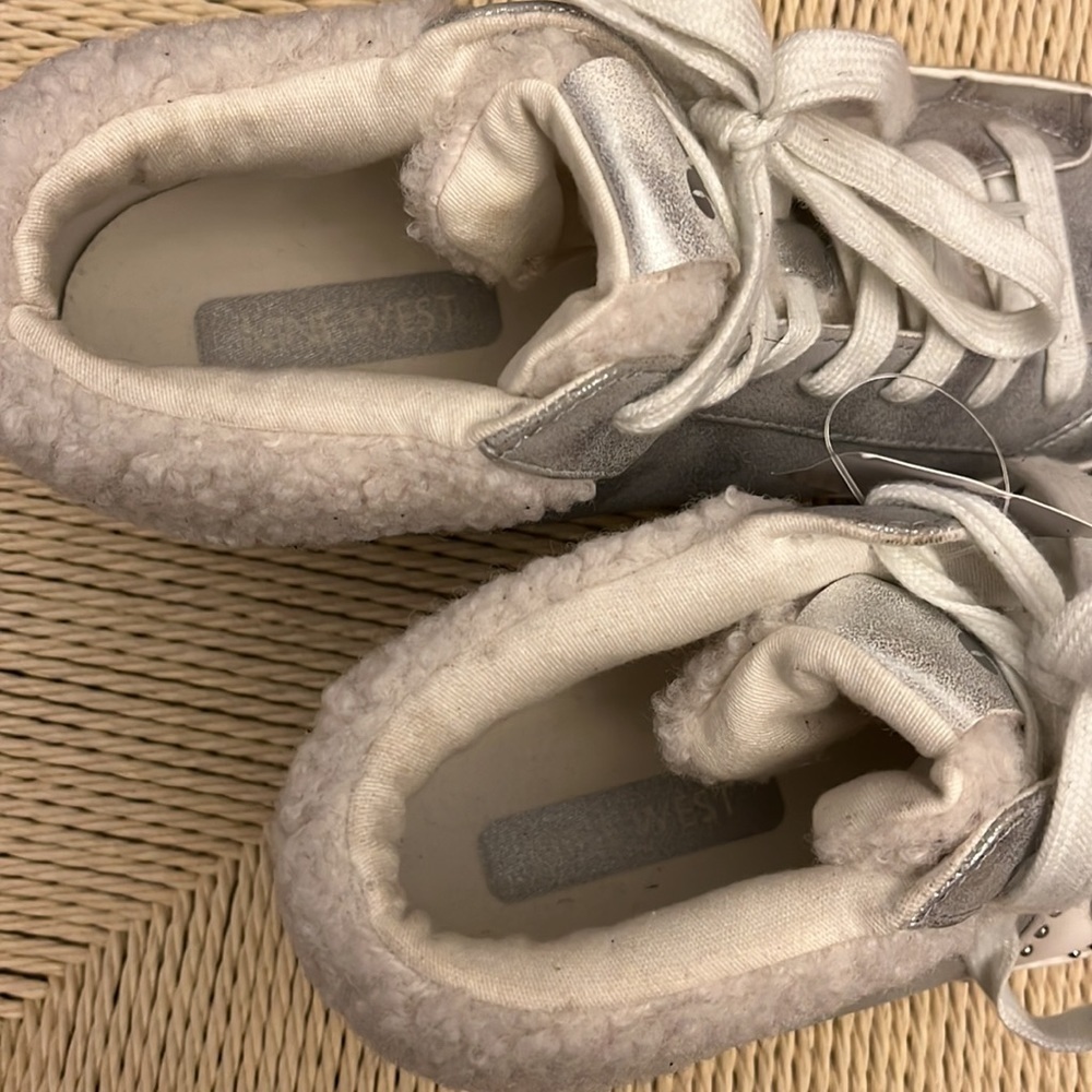 Nine West Stunnah 3 Women's High-Top Sneakers
by Nine West - Picture 4 of 8